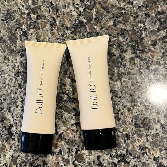 2 DOLL 10 VAULT HYDRAGEL FOUNDATION DEEP - Picture 3 of 7